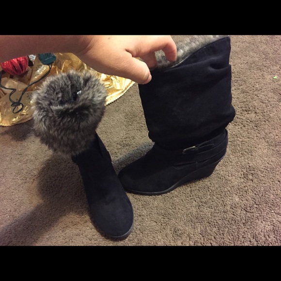 Boots - Picture 1 of 4